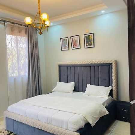 Renex Homes Namugongo Экстерьер фото