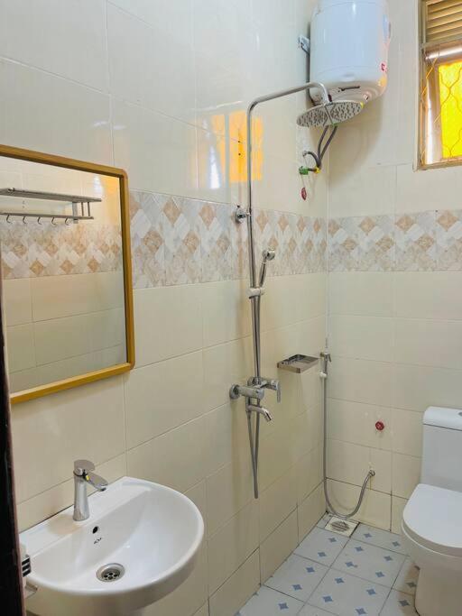 Renex Homes Namugongo Экстерьер фото