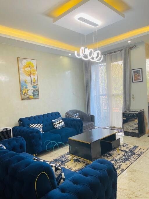 Renex Homes Namugongo Экстерьер фото