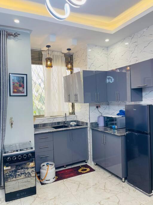 Renex Homes Namugongo Экстерьер фото